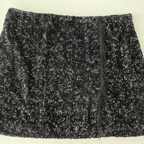 Sequined Black Mini-Skirt - Picture 2 of 6